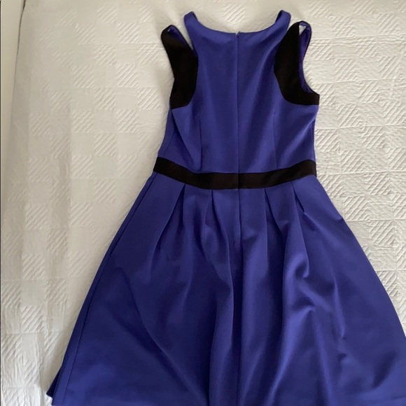 Purple dress with shoulder cut-outs! - Picture 2 of 2
